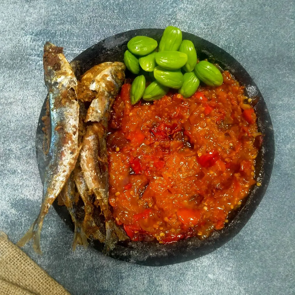 Pindang Goreng Sambal