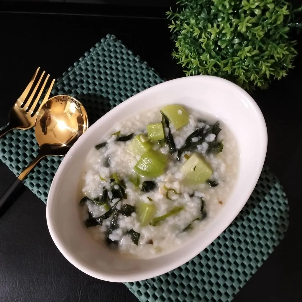 Bubur Nasi Labu Siam Daun Gedi