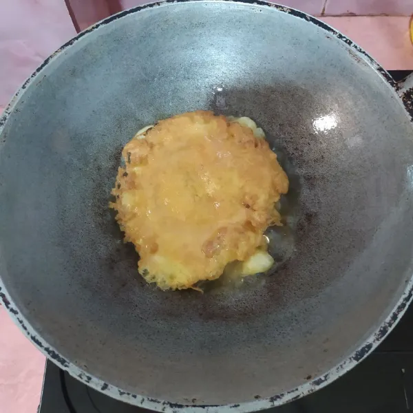 Goreng hingga matang.