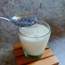 Terakhir masukkan selasih, aduk rata dan sajikan.
