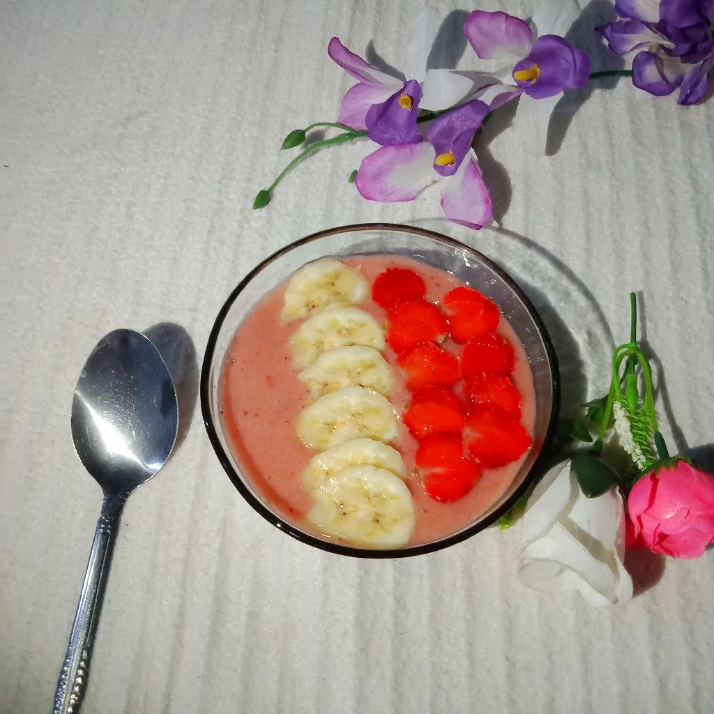 Banana Strawberry Smoothies