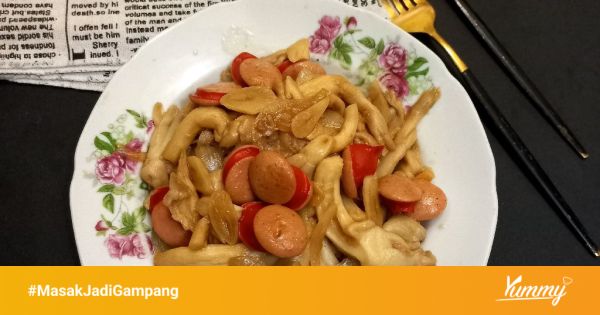 Bahan-bahan tumis jamur sosis saus tiram