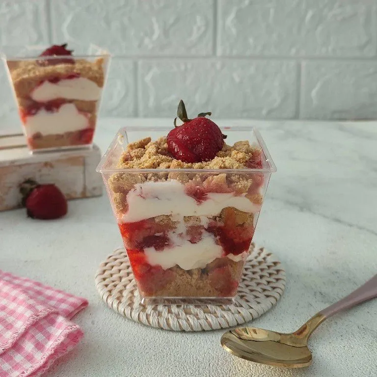 Strawberry Cheesecake (No Bake) #KURCEPCEMILANANAK