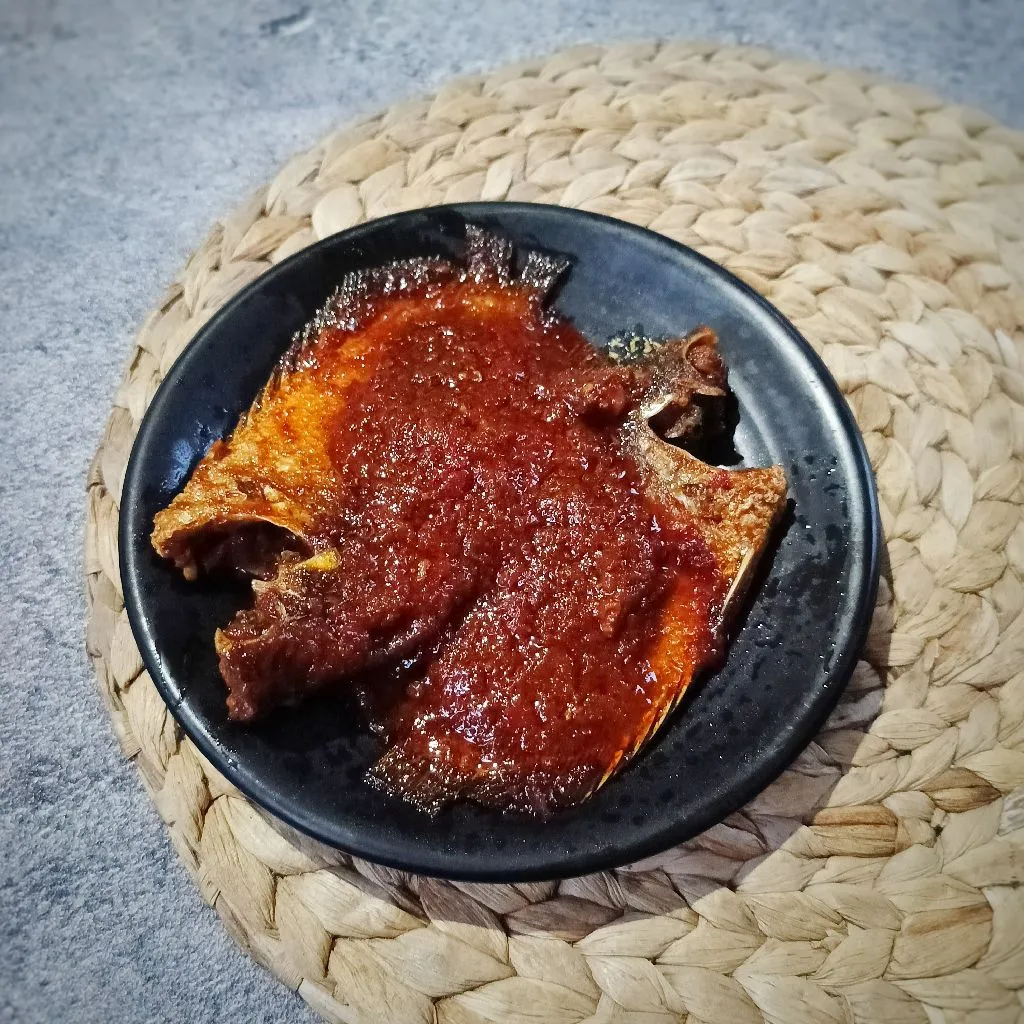 Ikan Biawan Bumbu Merah