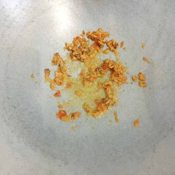 Tumis bumbu halus