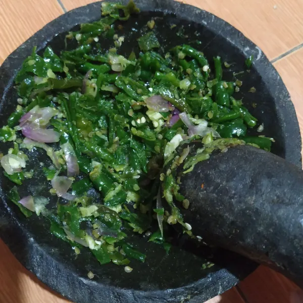 Ulek kasar cabe,bawang merah & bawang putih