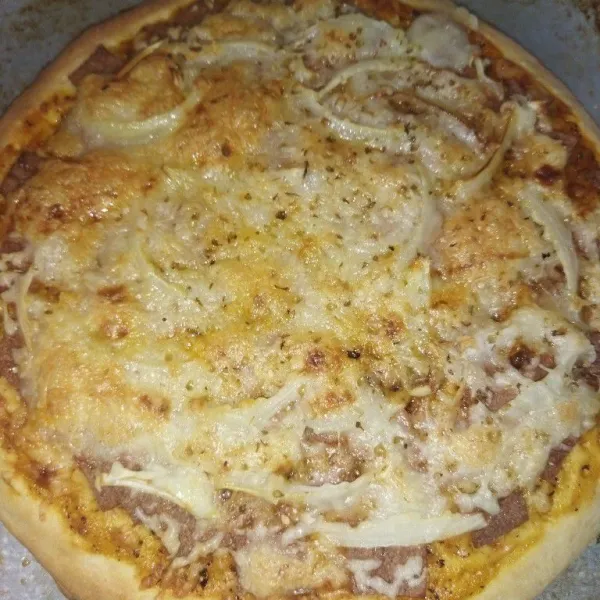 Oven pizza selama 20 menit dnegan suhu 170°c, angkat lalu sajikan.