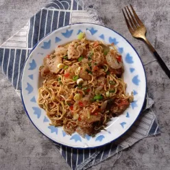Seblak Tumis Mie Goreng Kerupuk
