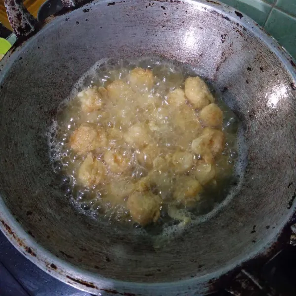 Goreng hingga matang dan golden brown