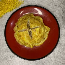 Taroh telur di atasnya