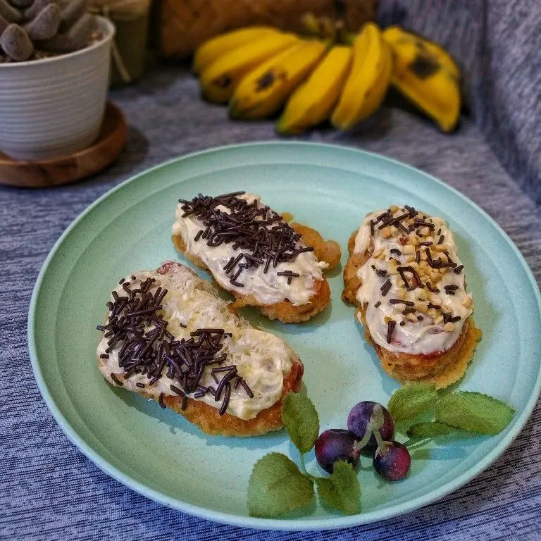 Pisang Penyet Topping Vanila Glaze