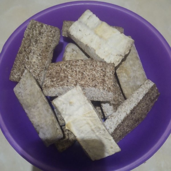 Potong-potong dage.