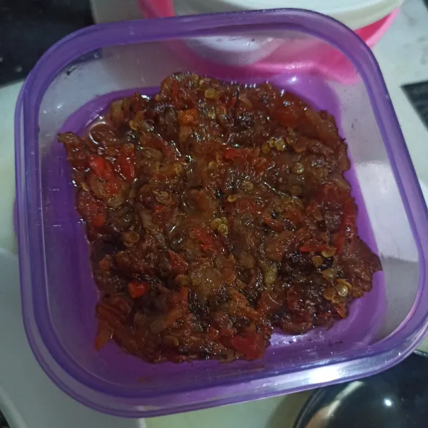 Simpan di wadah/langsung sajikan.