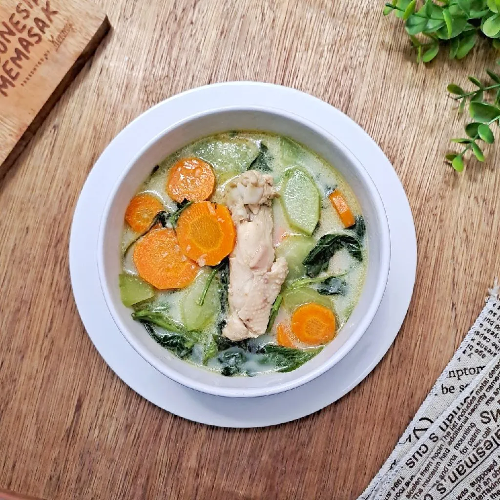 Sayur Bayam Kuah Kaldu