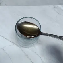 Tambahkan simple syrup.