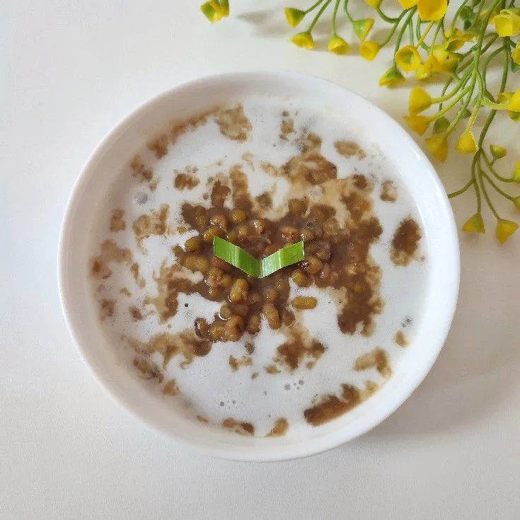Bubur Kacang Ijo (santan terpisah)