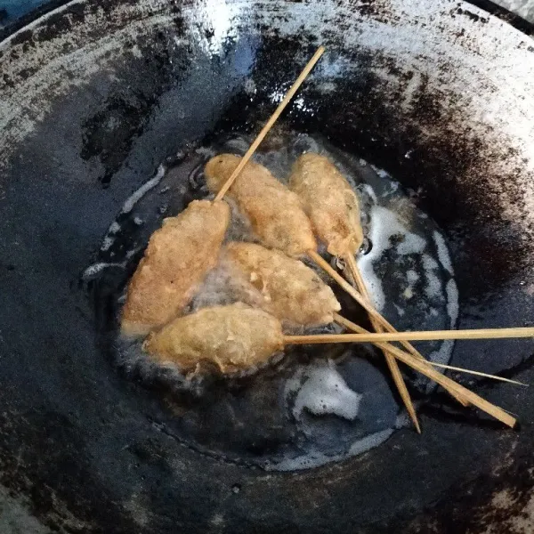 Goreng hingga kecoklatan.
