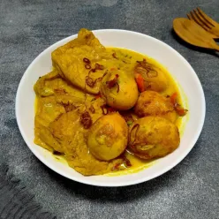 Opor Telur Tahu Pedas #KURCEPPEJUANGRESEPNUSANTARA