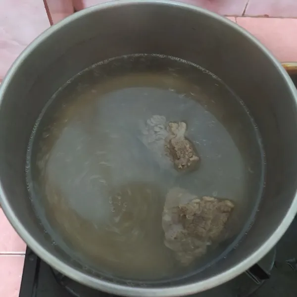 Rebus daging.