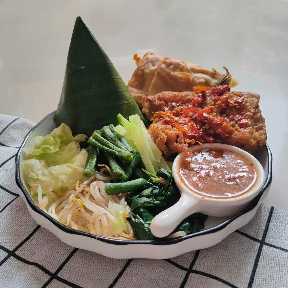 Mini Tumpeng Pecel