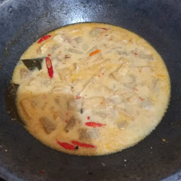 Tunggu mendidih. Matikan kompor.