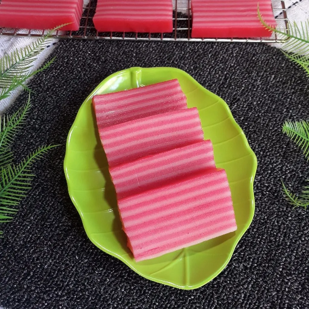 Lapis Merah Putih #KURCEPPEJUANGRESEPNUSANTARA