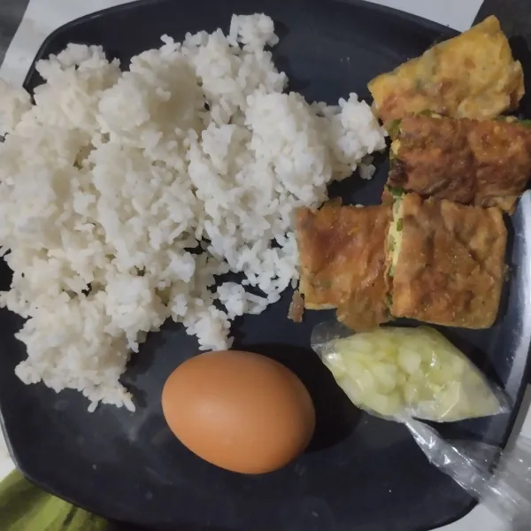Siapkan bahan yang akan digunakan.