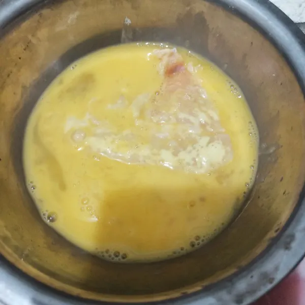 Baluri dengan telur.