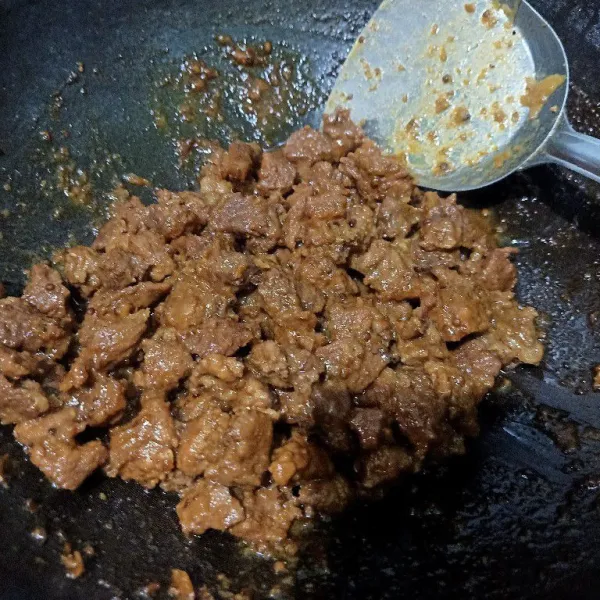Masak sampai air menyurut.
