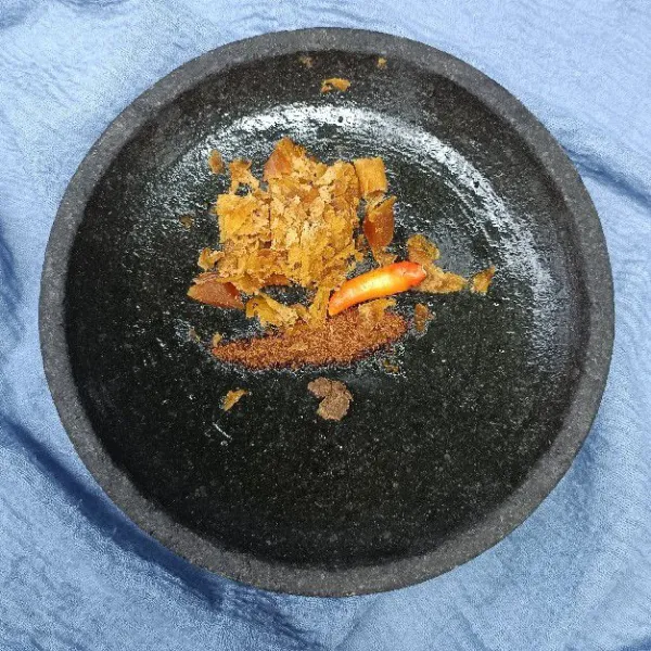 Siapkan bumbu.