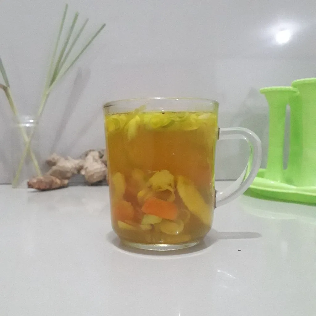 Wedang Jahe Kunyit Serai