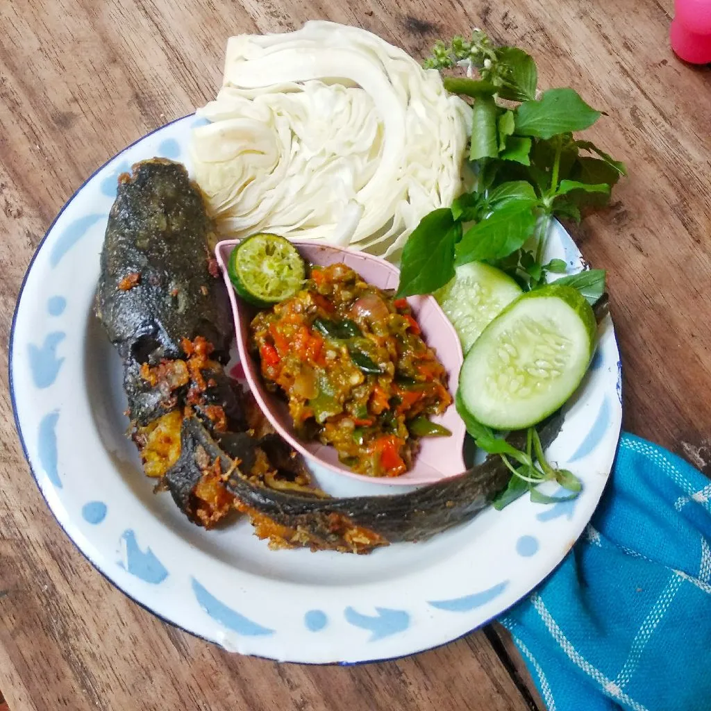 Pecel Lele Sambal Hijau