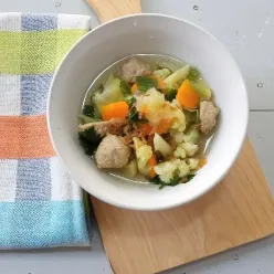 Sop Bakso Wortel