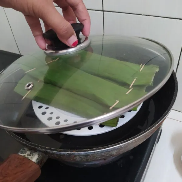 Kukus selama 30 menit