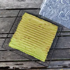 Bolu Pandan