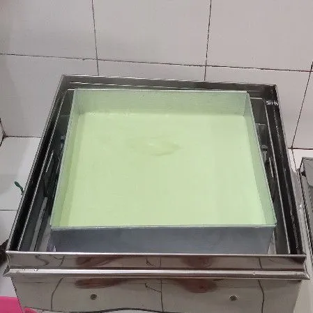 Kukus selama 25 menit dengan api sedang cenderung kecil.