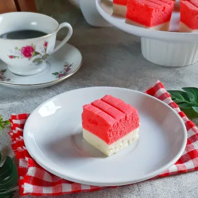 Cake Merah Putih