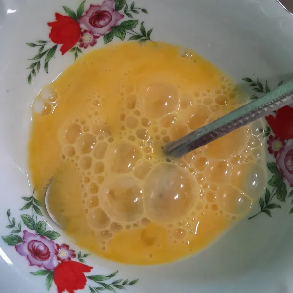 Kocak lepas telur.