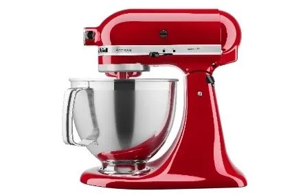 Mixer warna merah merek Kitchenaid