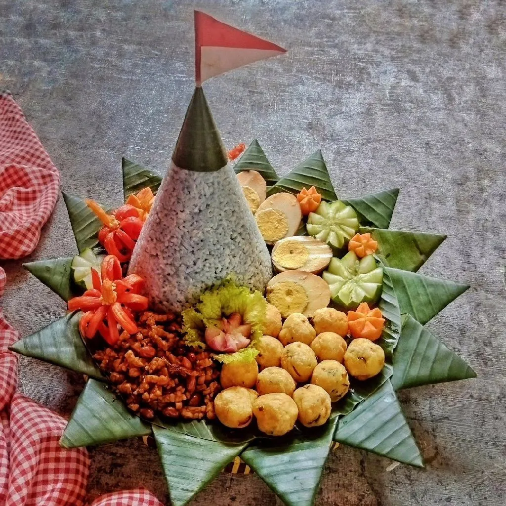 Tumpeng Nasi Telang