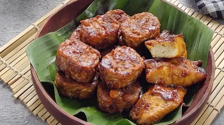 menu 4 sehat 5 sempurna simple tahu tempe bacem