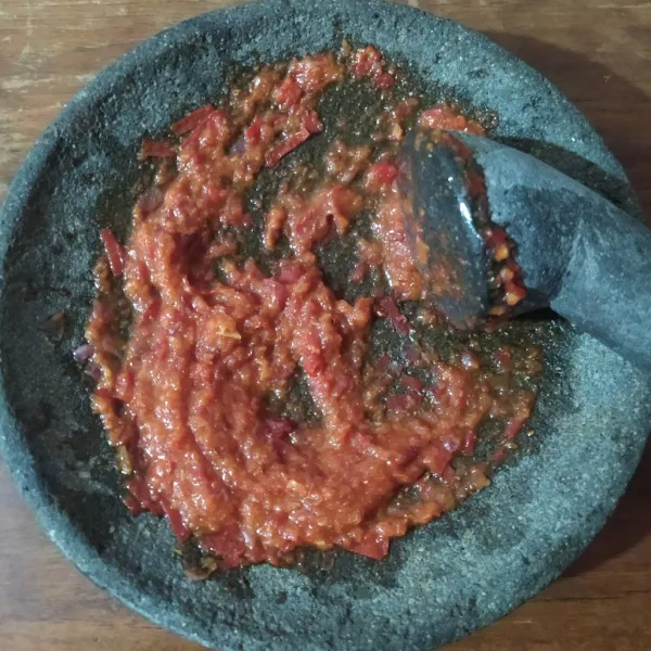 Uleg bumbu halus.