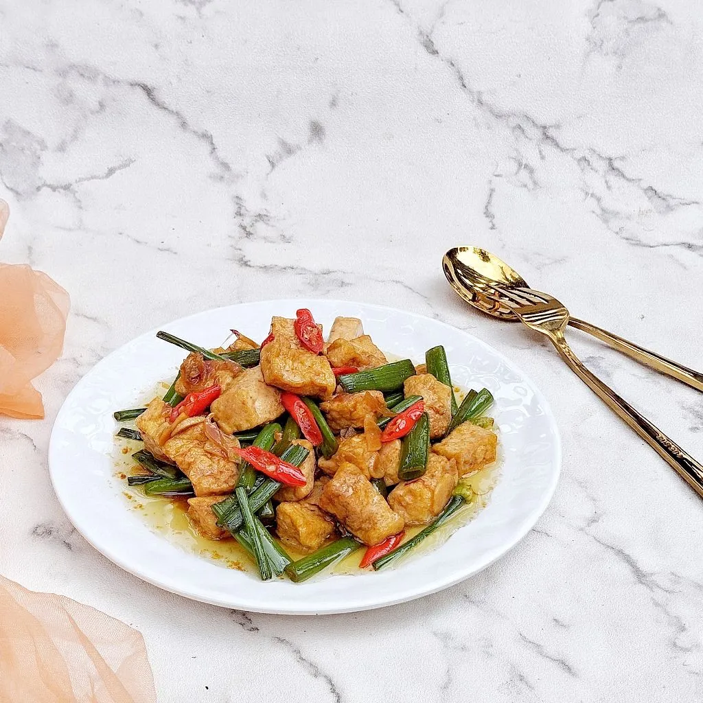 Tumis Bunga Bawang Tahu