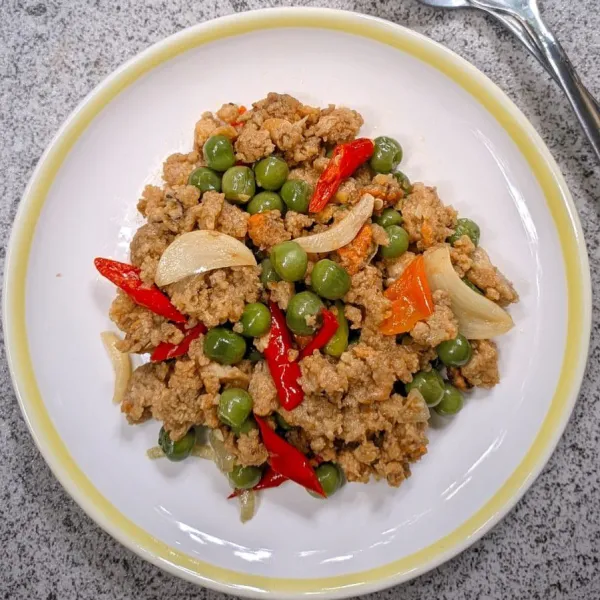 Setelah makan maka hidangan siap untuk disajikan.