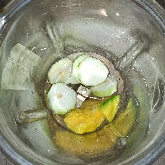 Tambahkan air matang..