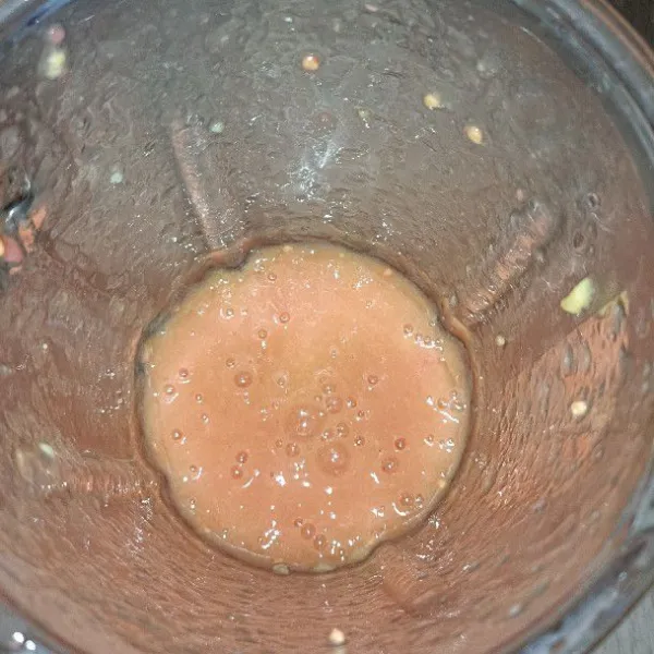 Blender hingga halus.