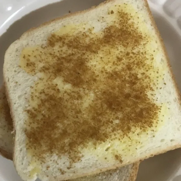 Taburi dengan gula palem atau gula pasir.
