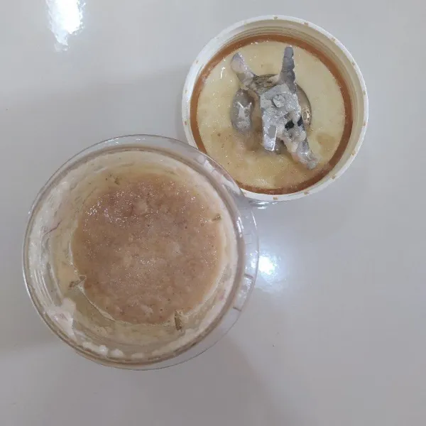 Blender bumbu halus.
