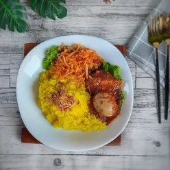 Nasi Kuning Banjar