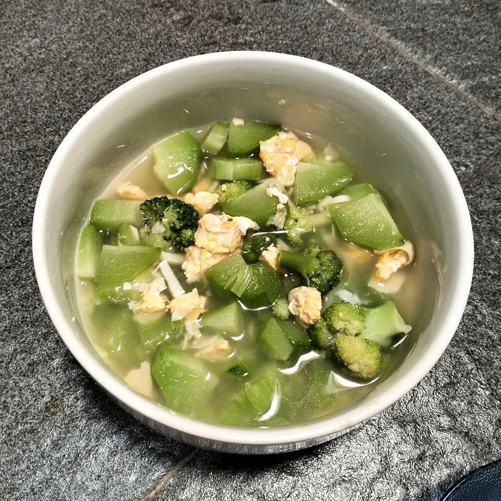 Kuah Labu Siam Brokoli